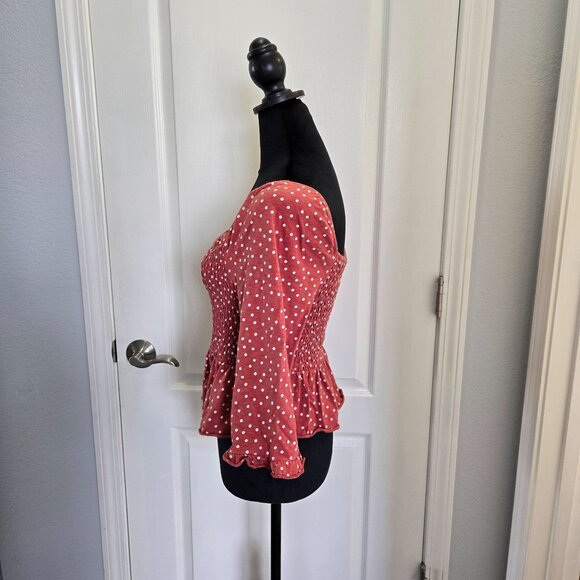 American Eagle Rust Polka Dot Ruffle 3/4 Sleeve Smocked Peplum Top Size M, Red - Picture 2 of 11